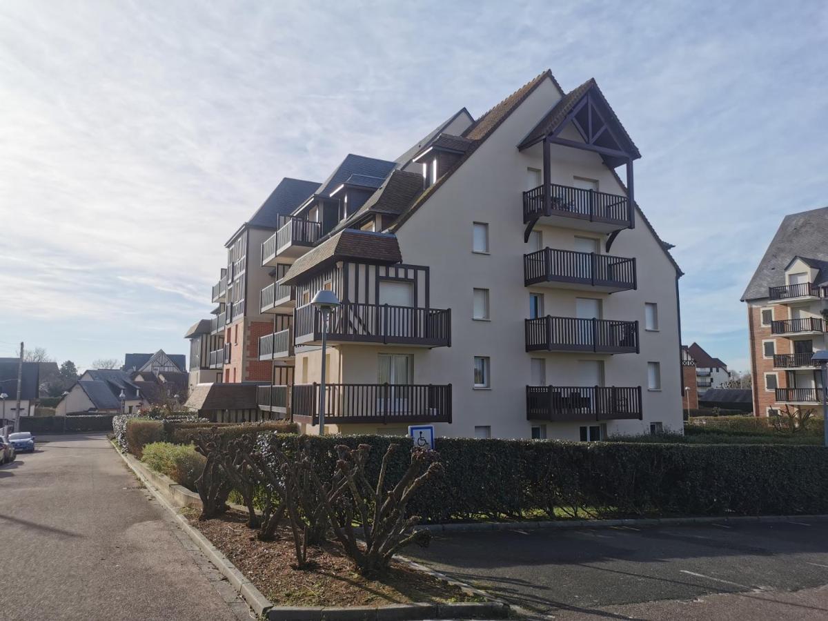 Cabourg T2 Front De Mer - Proche Thalasso Exterior photo